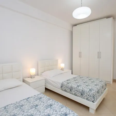In Lungomare 085 Apartment