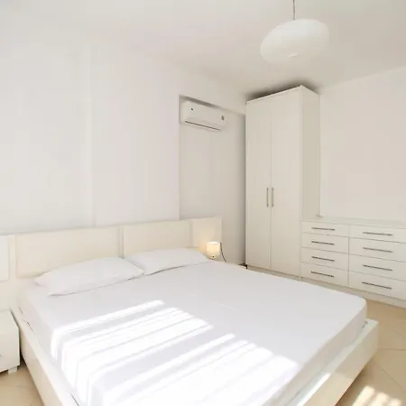 In Lungomare 085 Apartment *