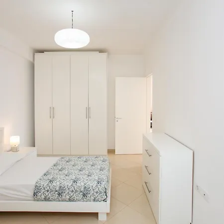 In Lungomare 085 Apartment *