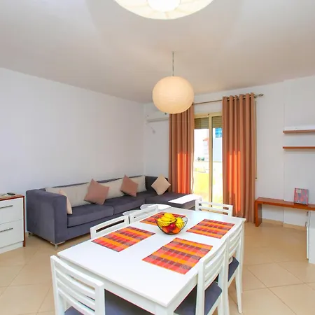 Apartment In Lungomare 085 Vlore